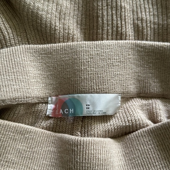 Free People - Picture 3 of 4